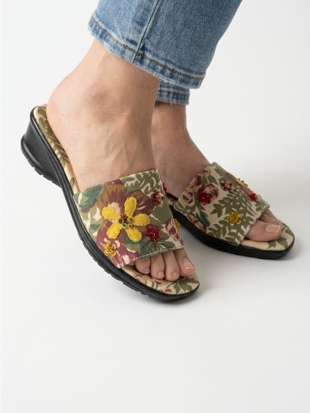 April Cornell Vintage Floral Embellished Wedge Slide Sandals - Size 39 / US